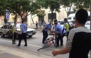 城管视频,守护城市秩序的瞬间