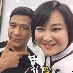 贾玲采访幽默机智视频,笑点频出，智慧与幽默并存