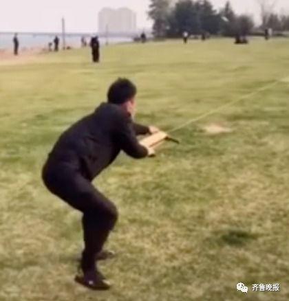 放风筝的视频,捕捉春日天际的欢乐瞬间