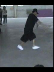 鬼步视频,视频揭秘舞者魅力瞬间