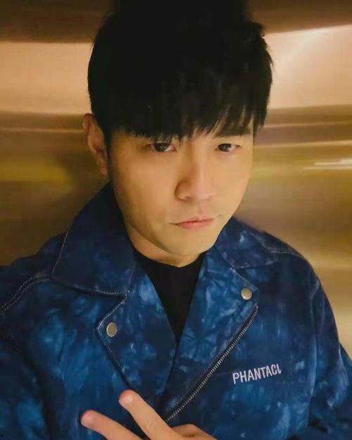 宋亚轩爆料吃瓜事件,揭秘幕后真相