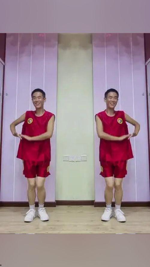 新龙船调舞蹈视频