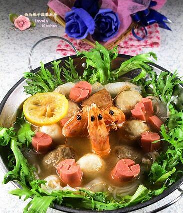 火锅制作视频,一锅鲜香，尽享美味时光