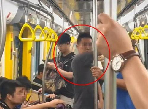 地铁吵架视频,一场争吵引发的全民热议