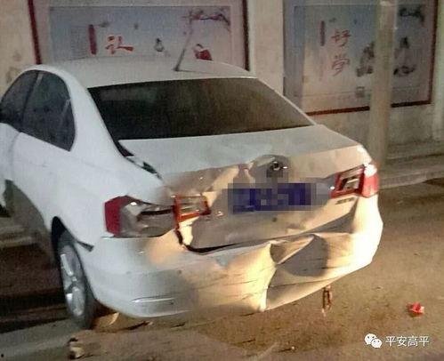 撞车事故视频,行车记录仪记录下惊险一幕